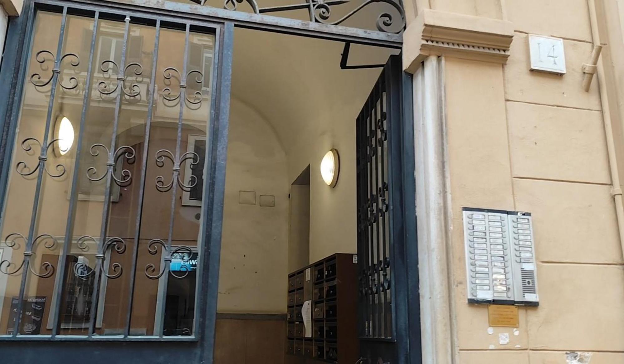 Vatican Luxury Duplex Apartment *